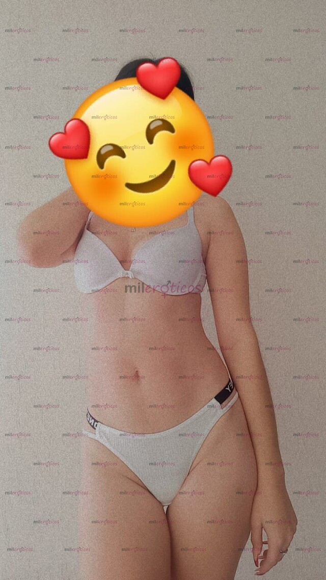 FOTOS DE HOLA SOY CATALINA HERMOSA CHICA DE 20 AÑITOS ,DELGADA ,PIEL BLANCA