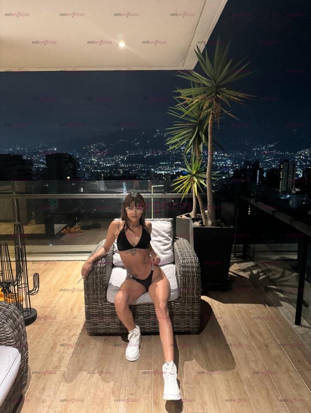 FOTOS DE HOLA MIS AMORES SOY CAMILA RICA TRIGEÑA TE ATIENDO BIEN RICO
