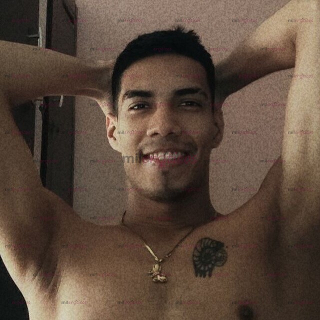 FOTOS DE SOLO PERSONAS SERIAS FLACO, VERGON, EXTROVERTIDO, OPEN MIND.