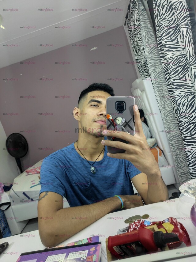 FOTOS DE SOLO PERSONAS SERIAS FLACO, VERGON, EXTROVERTIDO, OPEN MIND.