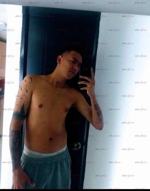FOTOS DE NUEVO EN TU CIUDAD!! FLACO ARRECHO DISPUESTO A COMPLACERTE!! WHATSAPP 3144231929