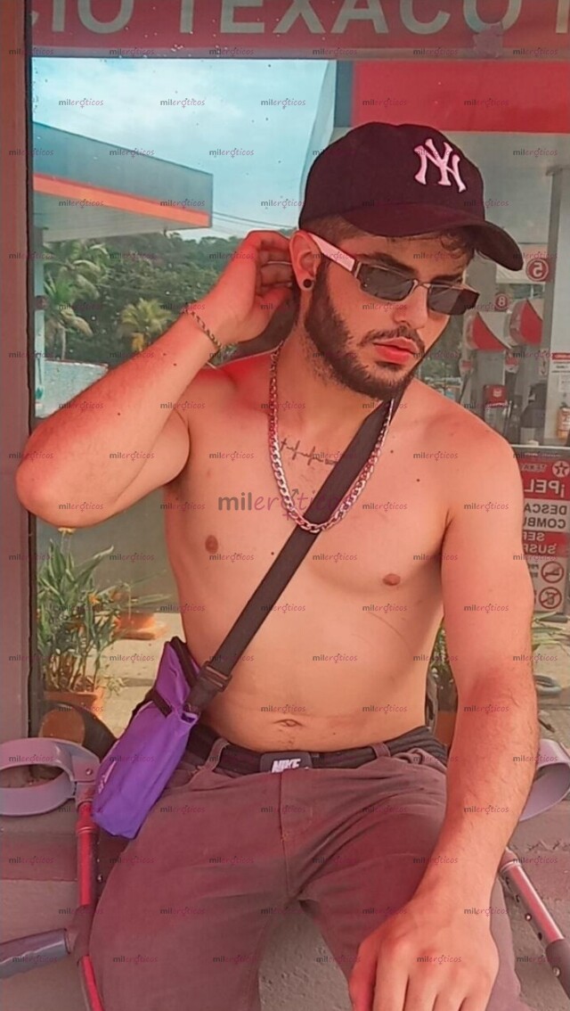 FOTOS DE JOVEN ATRACTIVO QUIERO DOMINARTE EN LA CAMA HACERTE MÍA, QUE GRITES FUERTE