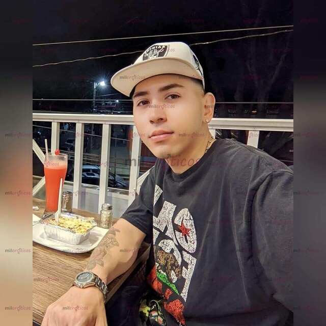 FOTOS DE MACHO VERGÓN CON GANAS DE SEXO ACTIVO 24 7