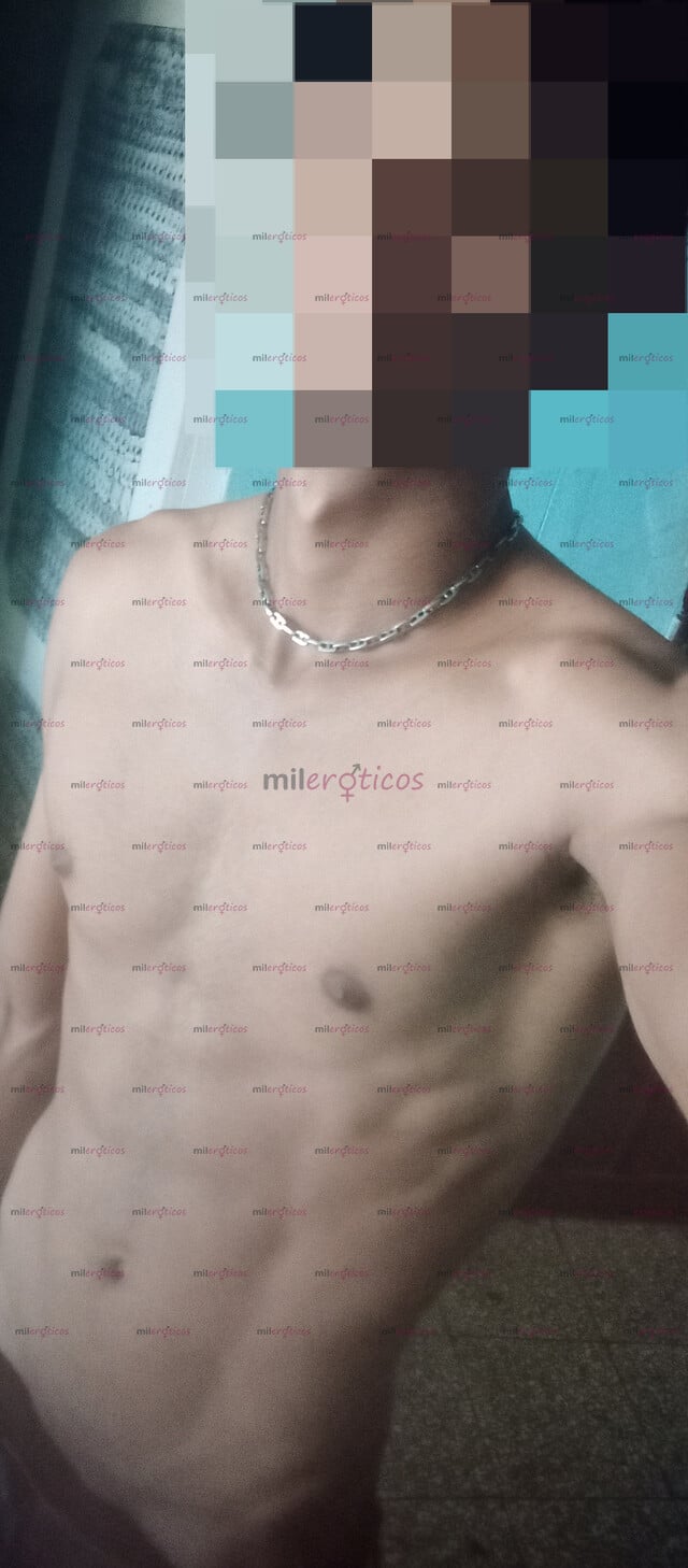 FOTOS DE GIGOLO. QUIERES ESCAPAR DEL MUNDO Y RUTINA, PARA ESO ESTOY BB , SERÉ TU AMANTE