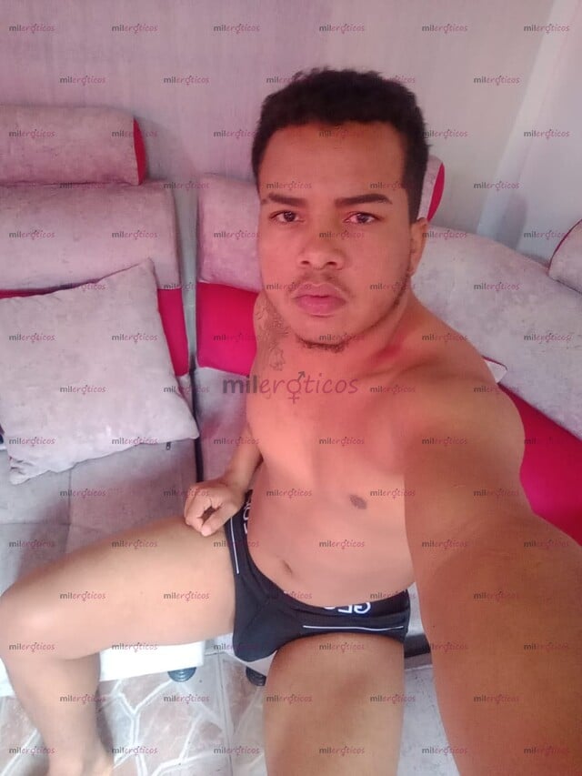FOTOS DE MORENO PINTA VENEZOLANO 1,68 CM DE ESTATURA VERGON