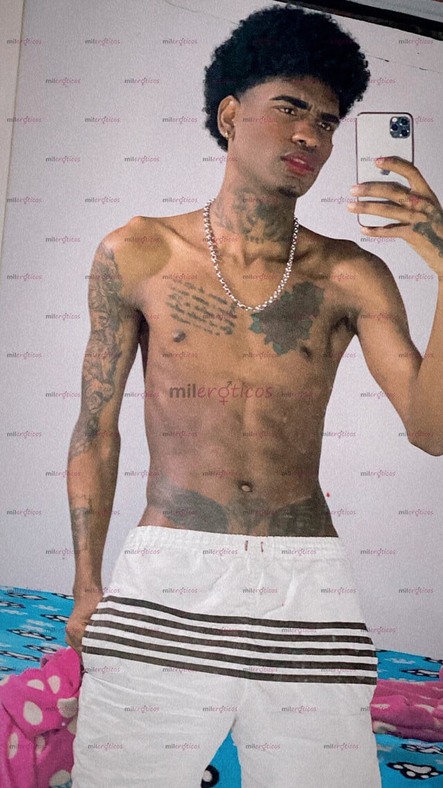 FOTOS DE NEGRO VERGON DISPUESTO A TODO 23CM GORDA LECHERA