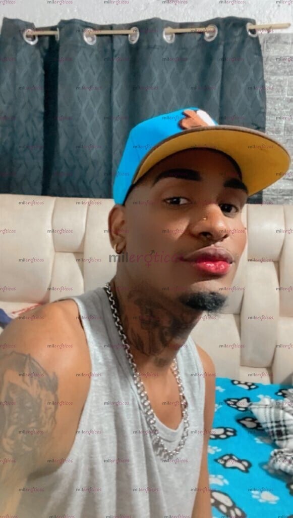 FOTOS DE POLLA NEGRA GRANDE CON GANAS DE CULOS RE OSTENTES