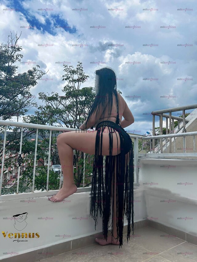 FOTOS DE 4 CAMI ,CULONA ROSADITA Y BN ESTRECHITA, LLAMAME Y TENEMS UNA RICA VIDEOLLAMADA