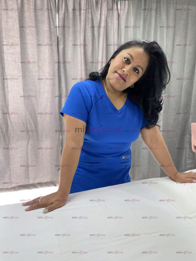 FOTOS DE MASAJES RELAJANTES Y DESCONTRACTURANTES POR MASAJISTA PROFESIONAL (MASAJES WENDY