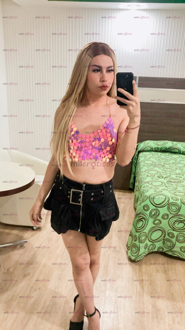 FOTOS DE CHICA TRAVESTÍ SÚPER HOT INICIANDO EN EL AMBIENTE