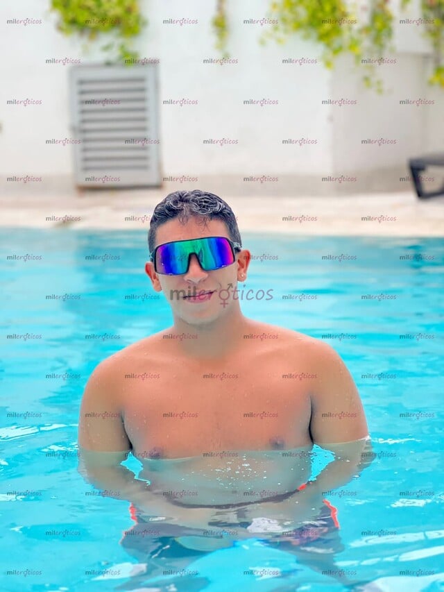 FOTOS DE CALIENTE MORENO DE BUEN CULO PARA DISFRUTAR UN BUEN SEXO