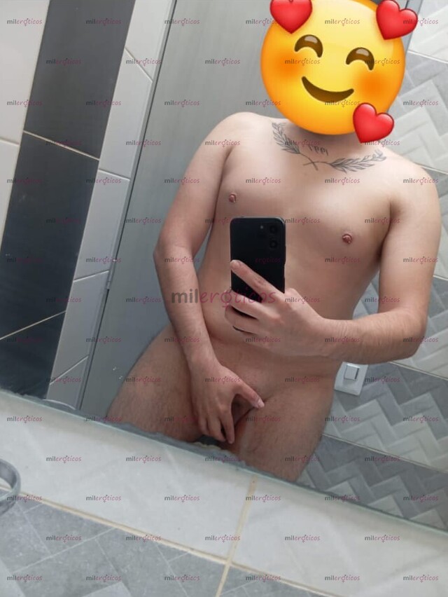 FOTOS DE JOVEN SANTANDEREANO MUY ARRECHO Y COMPLACIENTE