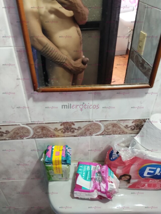 FOTOS DE HOMBRE CON GANAS DE DIVERTIRSE UN RATO ATIENDO A MUJERES DE TODAS LAS EDADES Y T