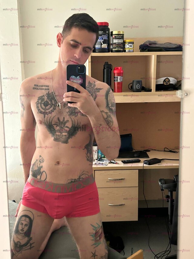 FOTOS DE MARINO CALIENTE DISPUESTO A COMPLACERTE!