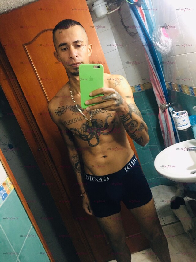 FOTOS DE ESCRÍBEME Y DISFRUTA DE UN MACHO DOMINANTE DE 23 CM DE POWER