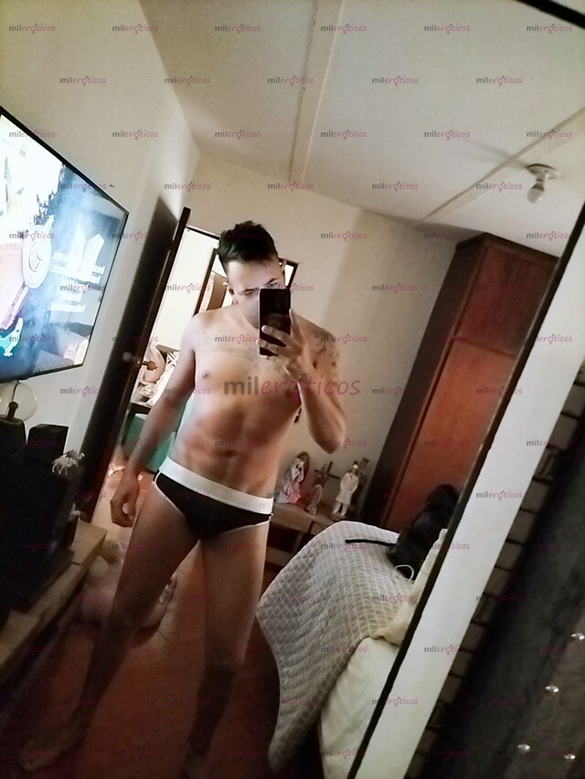 FOTOS DE PLACER RELAJACIÓN COMODIDAD SERIEDAD EMOCIÓN CARIÑO