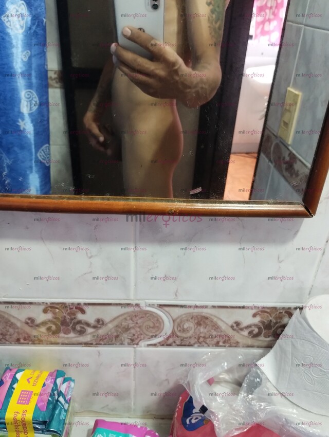 FOTOS DE HOMBRE FLACO CON GANAS DE DIVERTIRSE Y PASARLA BIEN ATIENDO DE TODAS LAS EDADES