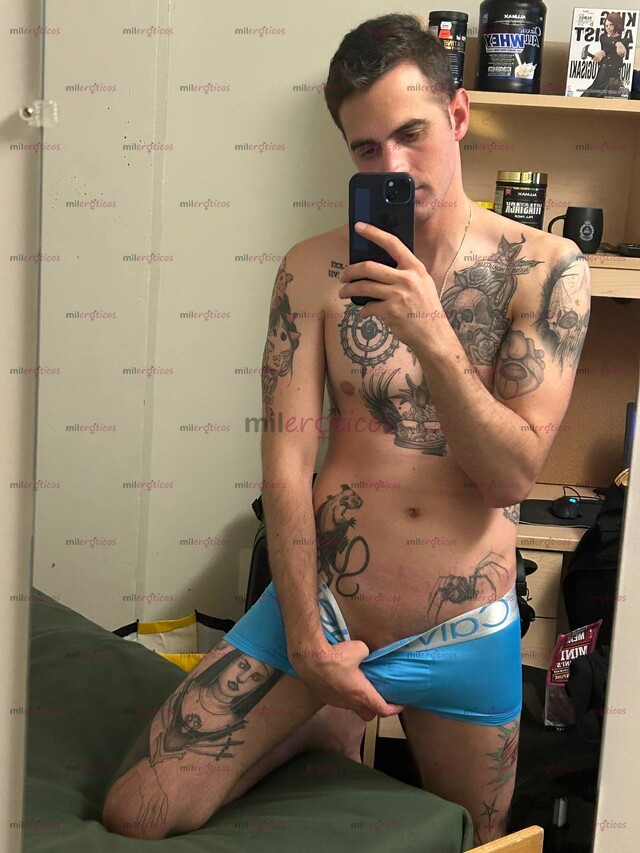 FOTOS DE MARINO CALIENTE DISPUESTO A COMPLACERTE!