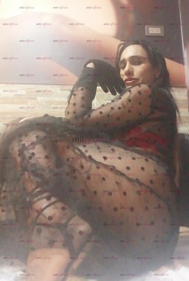 FOTOS DE SOY UNA MORENA SENSUAL DIVINA PARA COMPLACER A TI MI AMOR EN ESTE AÑO NUEVO COSA