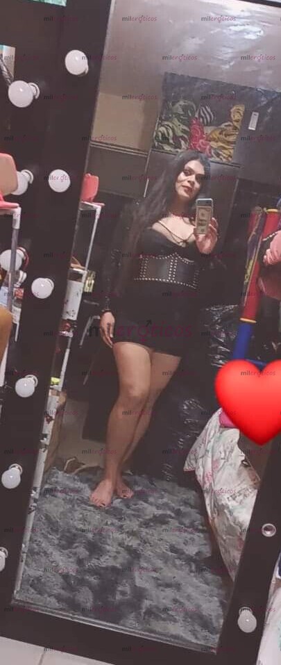 FOTOS DE .. LA MAS CALIENTE CON LUGAR .. GORDITA CURBY