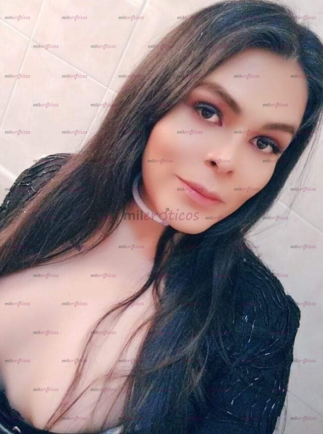 FOTOS DE .. LA MAS CALIENTE CON LUGAR .. GORDITA CURBY