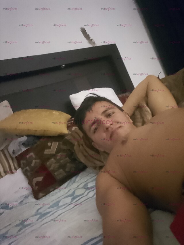 FOTOS DE CHAPARRITO VERGÓN ADICTO A COJER PASARLA BIEN Y DEJAR SATISFECHO