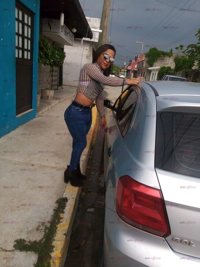 FOTOS DE CHICA DISPONIBLE PARA TI SERE TU PUTITA Y TU PERRITA EN LA CAMA