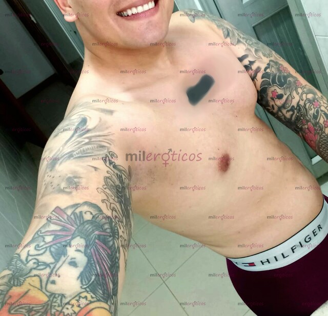 FOTOS DE NOVEDAD CHICO PAISA EN VILLAVICENCIO ATLÉTICO Y CON BUENOS ATRIBUTOS