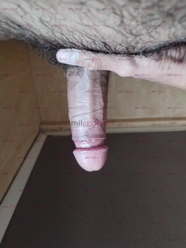 FOTOS DE JOVEN ALTO DELGADO Y BIEN DOTADO ANÍMATE A PROBAR MI RICA VERGA VENUDA Y GRUESA