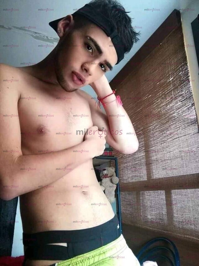 FOTOS DE POLLO ARRECHO VERSATIL DISPONIBLE PARA PASARLA MUY BIEN