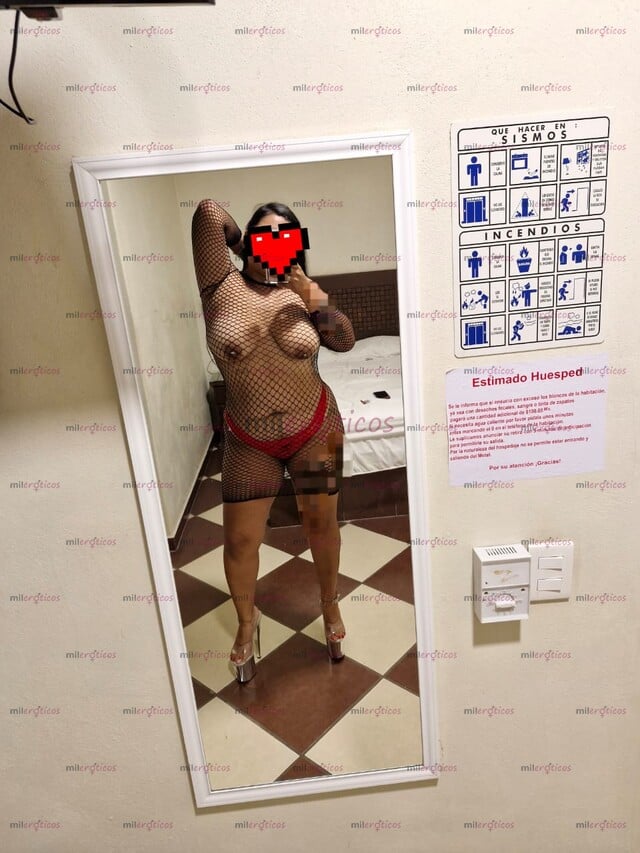 FOTOS DE VIOLETA MORENA CALIENTE CON GANAS DE MUCHA VERGA