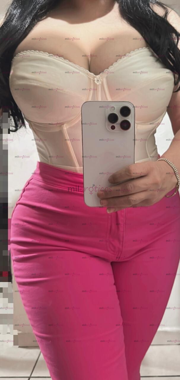 FOTOS DE PRISILA PROMO 1900 TRATO VIP VOY A DONDE ESTÉS