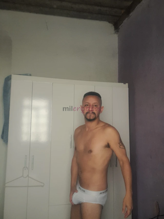 Procura perfil padraozinho bom nao posso te atender comigo a pegada e mais intimista sexo e bom mas um papo gostoso tambem tem seu lugar pra que press...