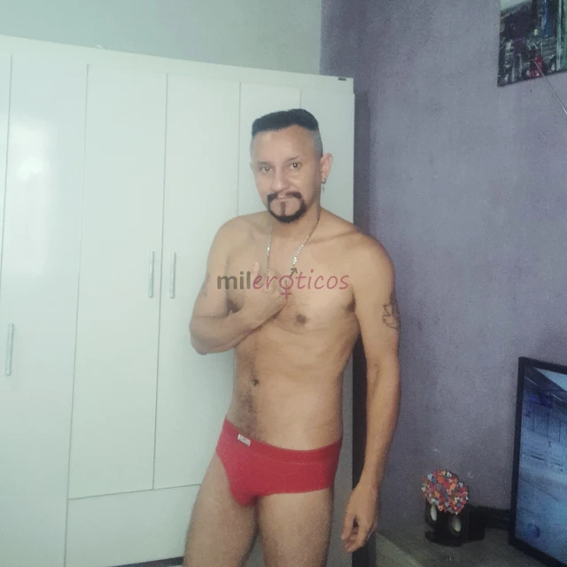 Procura perfil padraozinho bom nao posso te atender comigo a pegada e mais intimista sexo e bom mas um papo gostoso tambem tem seu lugar pra que press...