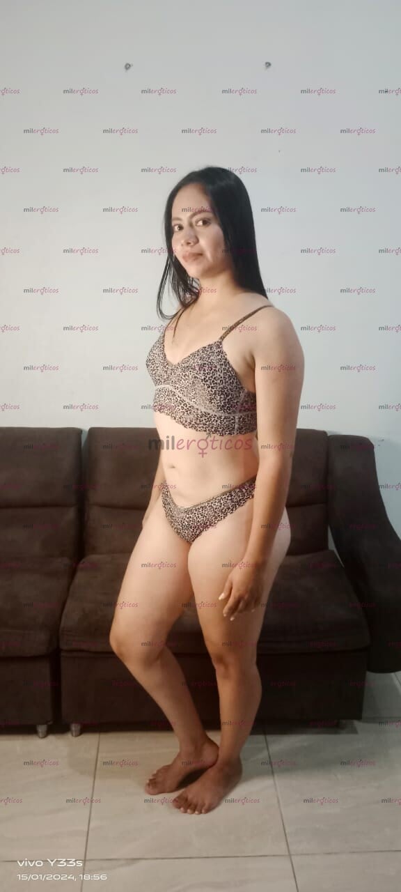 FOTOS DE HOLA PAPI SOY KARINA, QUIERES VENIRTE RICO CONMIGO Y SACAR TODA LA LECHITA.....