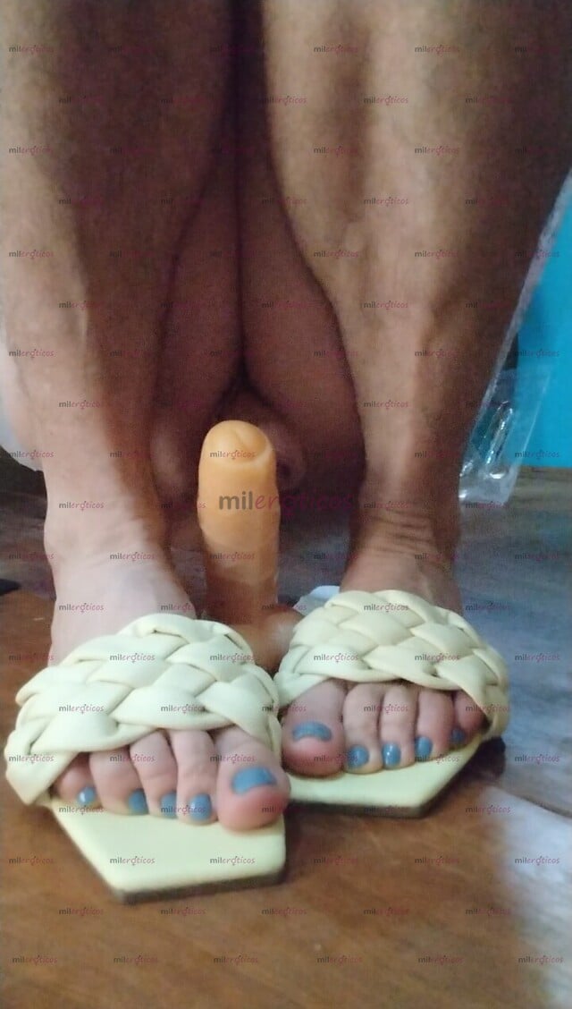 FOTOS DE SOY TRAVESTI DE CLOSET SOLO EN LA INTIMIDAD, PARA FETICHISTA DE PIES FEMENINOS.