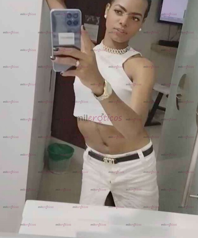 FOTOS DE VIDEO LLAMADA Y CONTENIDO EROTICO MORENA DOTADA 3009945922