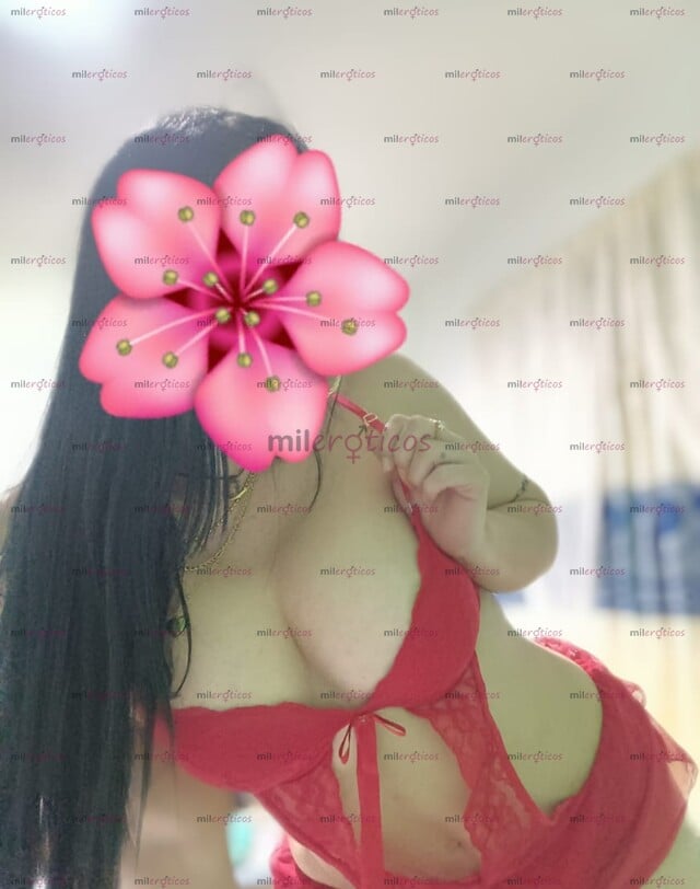 FOTOS DE PRIMERA VEZ BLANQUITA COLA GRANDE PIEL DE SEDA DISPUESTA A COMPLACERTE