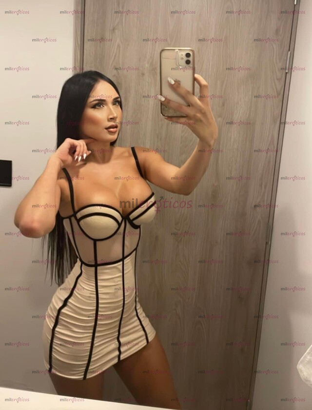 FOTOS DE GUAPA LATINA CUERPO PETIT , CON VAGINA MUY EXTRECHA