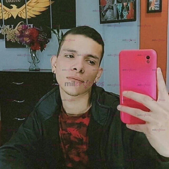 FOTOS DE CHICO VERGON VERSATIL DISPUESTO A COMPLACE TUS FANTASIAS