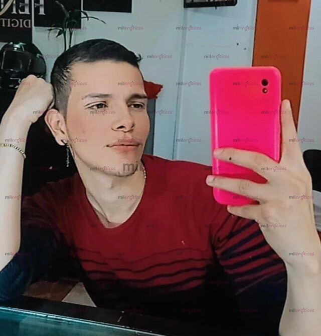 FOTOS DE CHICO VERGON VERSATIL DISPUESTO A COMPLACE TUS FANTASIAS