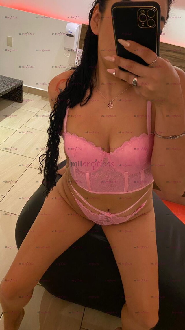 FOTOS DE TENGO LAS MEJORES POSES, PELINEGRA DE INFARTO CÓGEME DELICIOSO