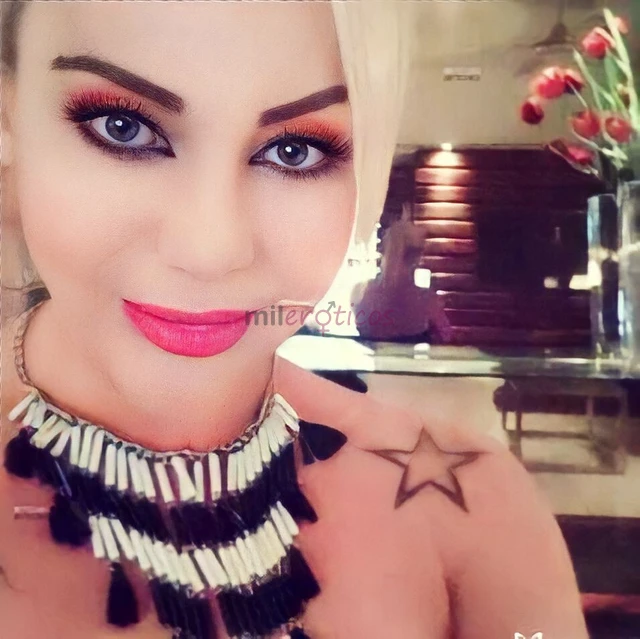 Linda loira gaucha disponivel para conteudos e videos chamada bem avaliada pela plataforma com clientela fixa sem restricoes atendimento 24 horas venh...