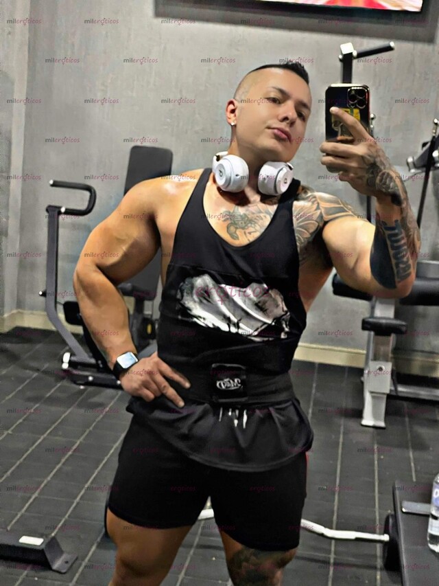 FOTOS DE CON SITIO DISPONIBLE VERSATIL DESCOMPLICADO SEGURIDAD Y DISCRECIÓN CONOCEME