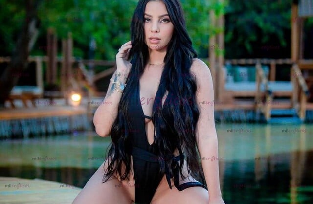 FOTOS DE UNA COLOMBIANITA, LA MAS BELLA Y SENSUAL HA LLEGADO NO TE LO PIERDAS