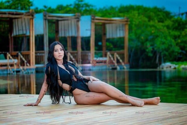 FOTOS DE UNA COLOMBIANITA, LA MAS BELLA Y SENSUAL HA LLEGADO NO TE LO PIERDAS