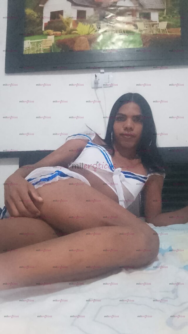 FOTOS DE SI DE SASTIFACER SE TRATA ESTA FLAKA CON 23 AÑITOS SOLO LLAMADAS