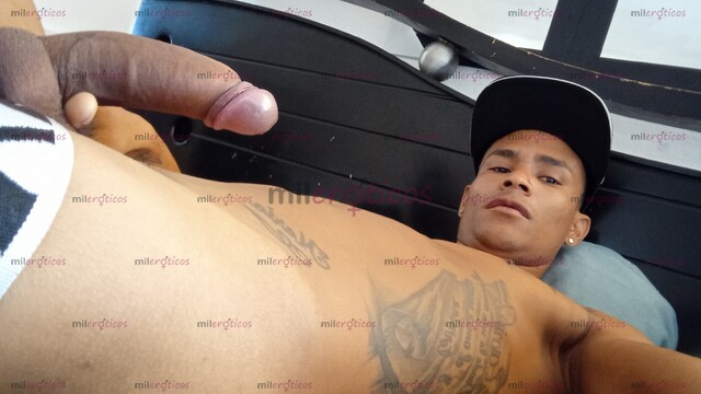 FOTOS DE JOVEN LECHERO VENEZOLANO Y CON BUENA VERGA DISPONIBLES