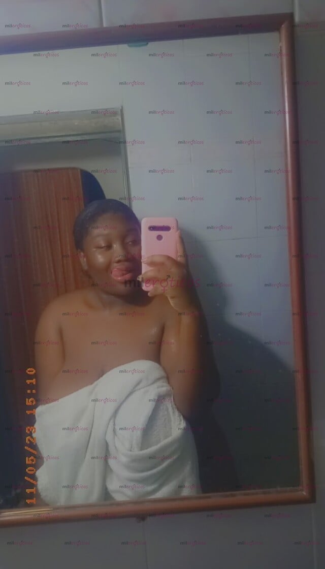 FOTOS DE SOY BRIANNY UNA SEXY NEGRA CON UN CULO GRANDE Y UNAS TETAS