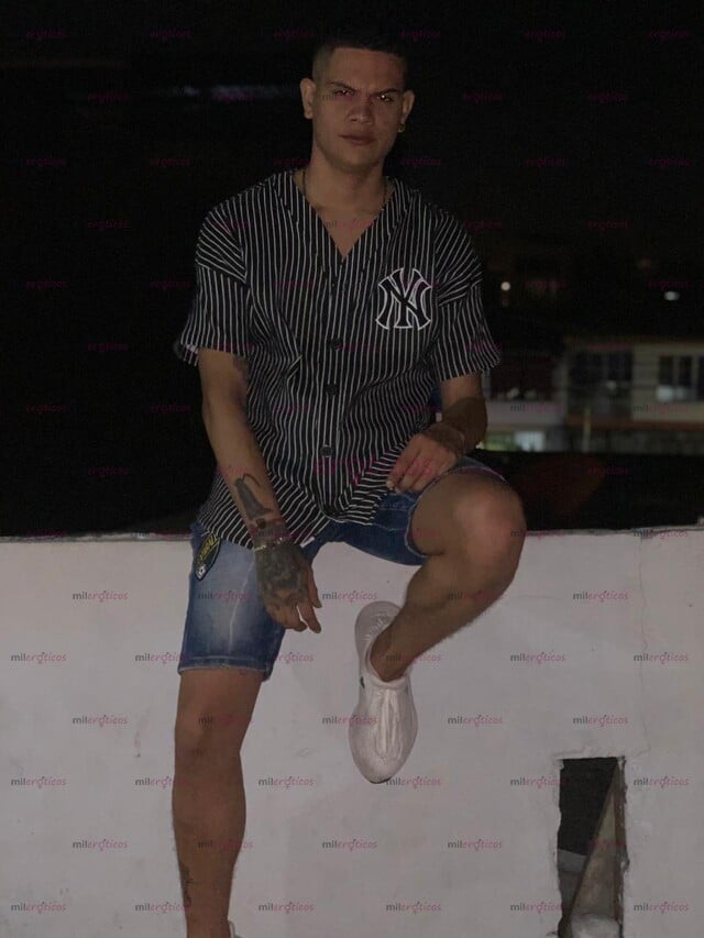 FOTOS DE SOY UN CHICO DE MENTE ABIERTA , DISPONIBLE LAS 24 HORAS 7 CONTÁCTAME